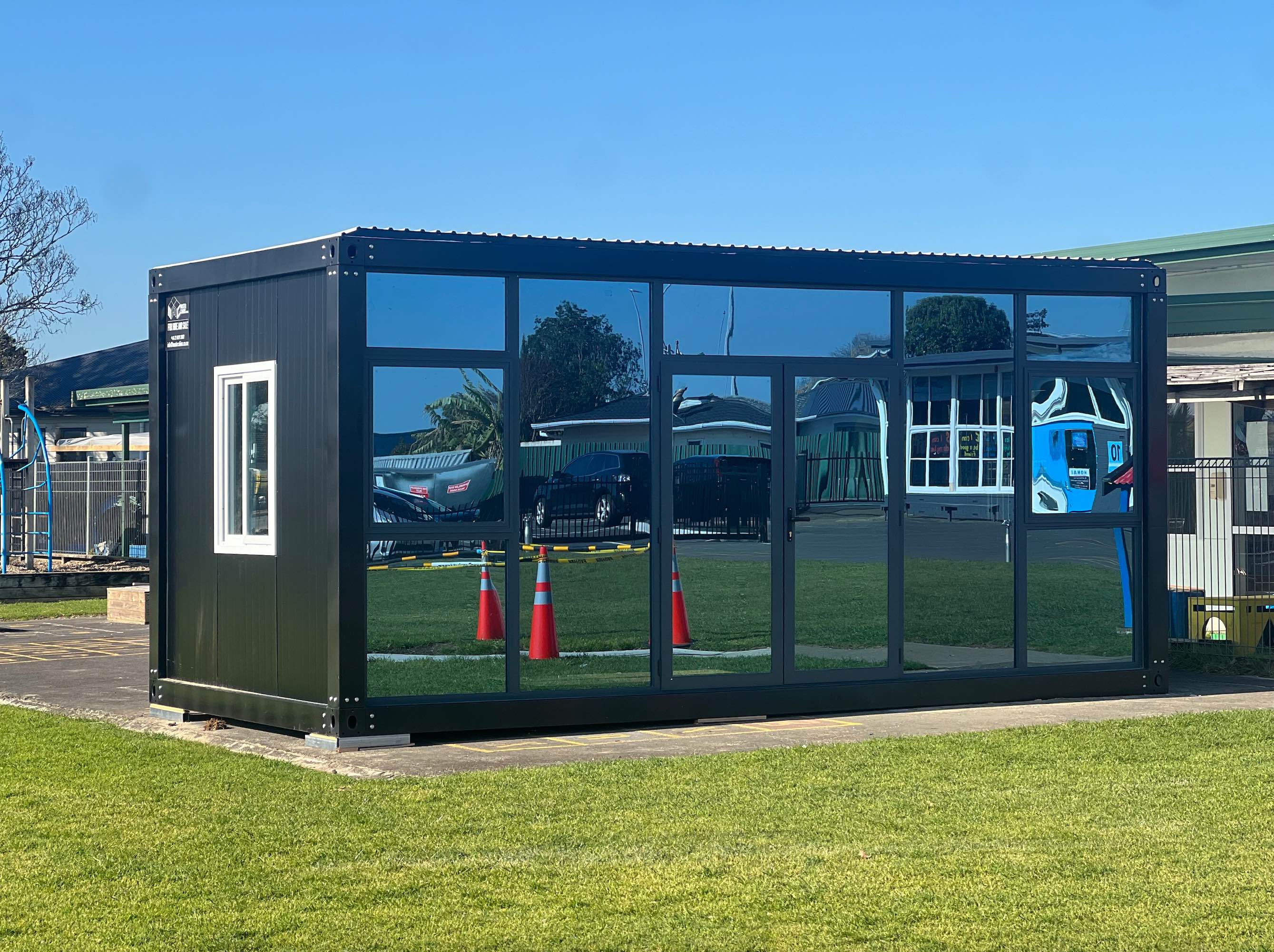 MEDIUM CABIN 6 x 3 m GW