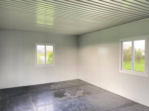 LARGE CABIN  7 x 4 m CLASSIC