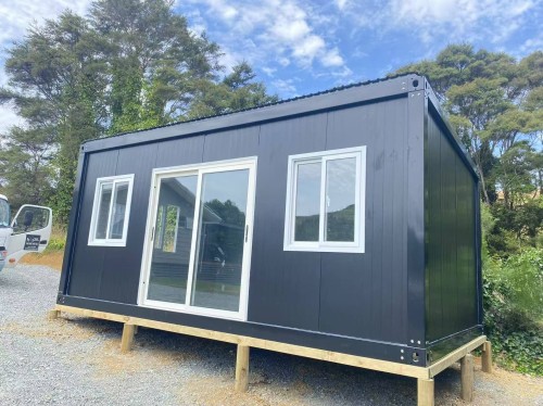LARGE CABIN  6 x 4 m CLASSIC