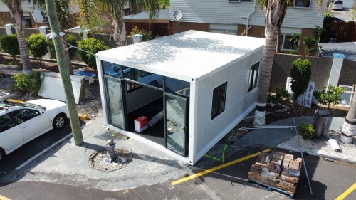 LARGE CABIN  6 x 4 m GW