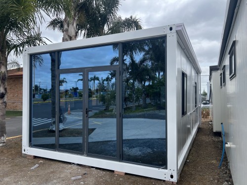 LARGE CABIN  7 x 4 m GW